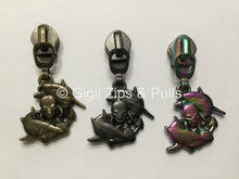 Load image into Gallery viewer, Sharks &amp; Skull Anchor - 3 Colors
