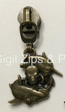 Load image into Gallery viewer, Sharks &amp; Skull Anchor - 3 Colors
