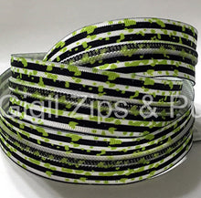Load image into Gallery viewer, Zipper Tape - It&#39;s Showtime - Black/White Stripes w Green Splash
