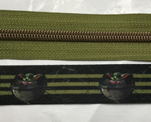 Load image into Gallery viewer, Webbing - Child in Carrier - 1&quot;
