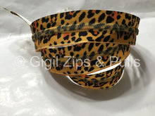 Load image into Gallery viewer, Zipper Tape - Leopard
