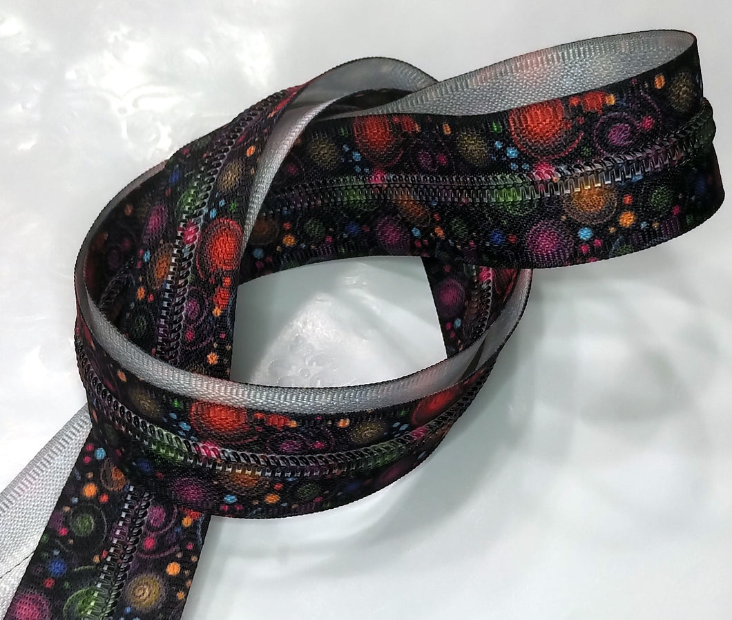Zipper Tape - Geometric Swirls on Black