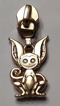 Load image into Gallery viewer, Flying monkey - 3 Colors
