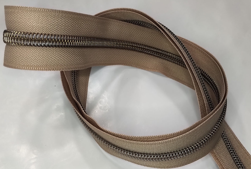 Zipper Tape - Tan with Brass Teeth